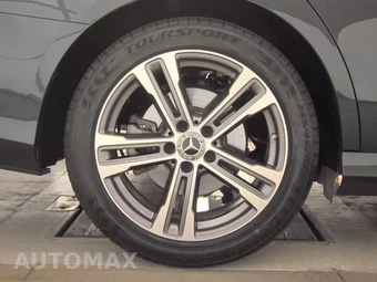 2021 Mercedes-Benz E 350 4MATIC Sedan - miniatura 11
