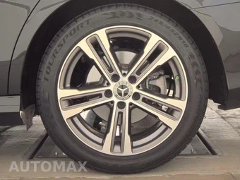 2021 Mercedes-Benz E 350 4MATIC Sedan - miniatura 12