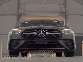 2021 Mercedes-Benz E 350 4MATIC Sedan - miniatura 3