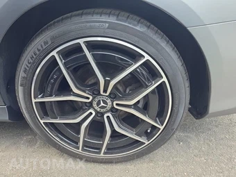 2021 Mercedes-Benz E 350 4MATIC Sedan - miniatura 11