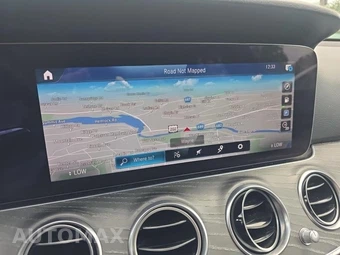 2021 Mercedes-Benz E 350 4MATIC Sedan - miniatura 24