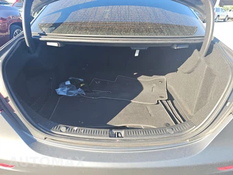 2021 Mercedes-Benz E 350 Sedan – miniatura 16