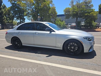 2021 Mercedes-Benz E 350 Sedan - miniatura 3