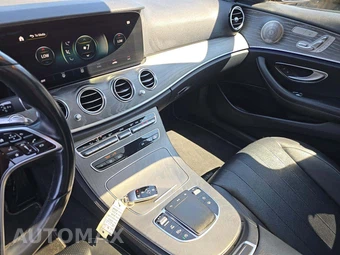 2021 Mercedes-Benz E 350 Sedan - miniatura 10