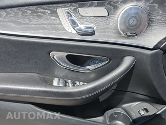 2021 Mercedes-Benz E 350 Sedan – miniatura 9
