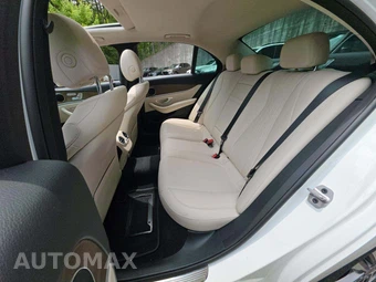 2021 Mercedes-Benz E 350 Sedan – miniatura 13