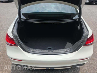 2021 Mercedes-Benz E 350 Sedan – miniatura 14