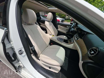 2021 Mercedes-Benz E 350 Sedan – miniatura 18