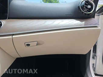 2021 Mercedes-Benz E 350 Sedan – miniatura 19