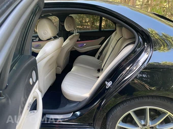 2021 Mercedes-Benz E 350 Sedan - miniatura 26
