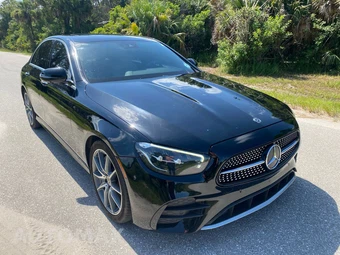 2021 Mercedes-Benz E 350 Sedan - miniatura 4