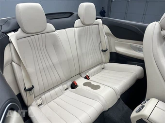 2021 Mercedes-Benz E 450 4MATIC Convertible - miniatura 16