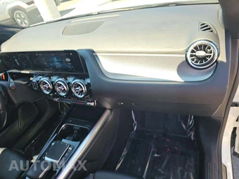 2021 Mercedes-Benz GLA 250 4MATIC – miniatura 19
