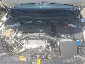 2021 Mercedes-Benz GLA 250 4MATIC – miniatura 15