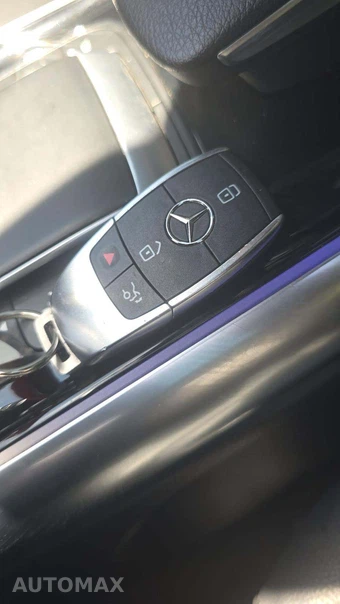 2021 Mercedes-Benz GLA 250 4MATIC – miniatura 24