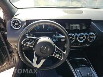 2021 Mercedes-Benz GLA 250 4MATIC – miniatura 10