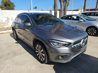 2021 Mercedes-Benz GLA 250 4MATIC – miniatura 3