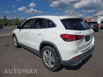 2021 Mercedes-Benz GLA 250 4MATIC - miniatura 2