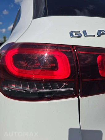 2021 Mercedes-Benz GLA 250 4MATIC - miniatura 21