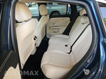 2021 Mercedes-Benz GLA 250 4MATIC – miniatura 13