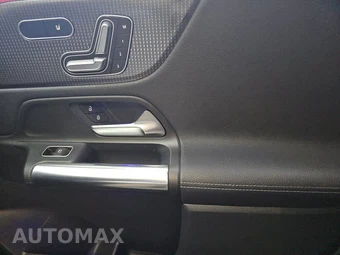 2021 Mercedes-Benz GLA 250 4MATIC – miniatura 9