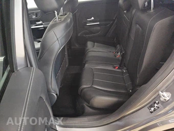 2021 Mercedes-Benz GLA 250 4MATIC - miniatura 13
