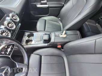 2021 Mercedes-Benz GLA 250 - miniatura 13