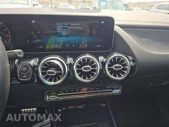 2021 Mercedes-Benz GLA 250 - miniatura 11