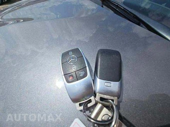2021 Mercedes-Benz GLA 250 - miniatura 9