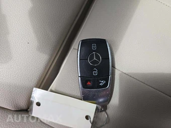 2021 Mercedes-Benz GLA 250 – miniatura 8