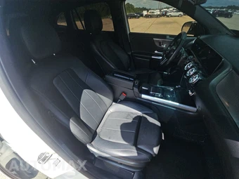 2021 Mercedes-Benz GLA 250 - miniatura 8