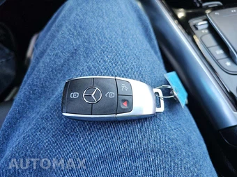 2021 Mercedes-Benz GLA 250 – miniatura 8