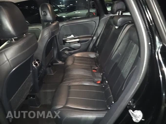 2021 Mercedes-Benz GLA 250 - miniatura 13