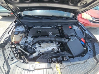 2021 Mercedes-Benz GLB 250 4MATIC – miniatura 15