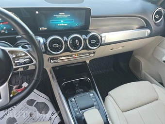 2021 Mercedes-Benz GLB 250 4MATIC – miniatura 11