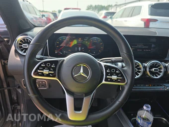 2021 Mercedes-Benz GLB 250 4MATIC – miniatura 10