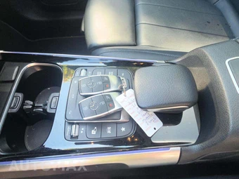 2021 Mercedes-Benz GLB 250 - miniatura 8