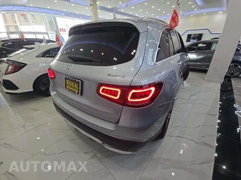 2021 Mercedes-Benz GLC 300 4MATIC - miniatura 3