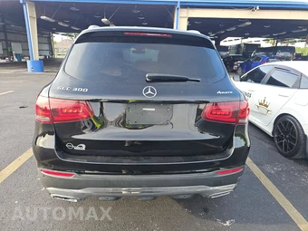 2021 Mercedes-Benz GLC 300 4MATIC - miniatura 5