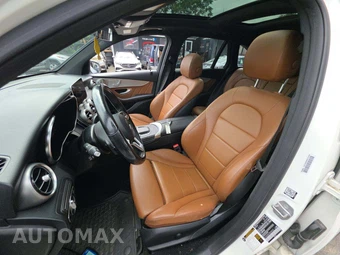 2021 Mercedes-Benz GLC 300 4MATIC - miniatura 6