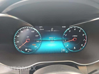 2021 Mercedes-Benz GLC 300 4MATIC - miniatura 9