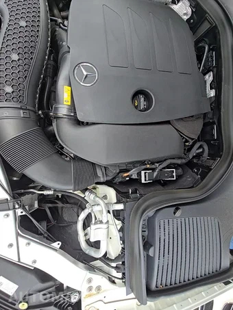2021 Mercedes-Benz GLC 300 4MATIC - miniatura 21