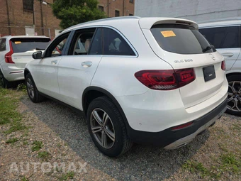 2021 Mercedes-Benz GLC 300 4MATIC - miniatura 2