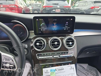 2021 Mercedes-Benz GLC 300 4MATIC - miniatura 10
