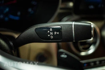 2021 Mercedes-Benz GLC 300 4MATIC - miniatura 19