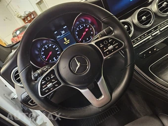 2021 Mercedes-Benz GLC 300 4MATIC - miniatura 29