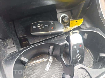 2021 Mercedes-Benz GLC 300 4MATIC - miniatura 5