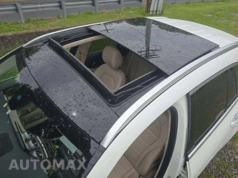 2021 Mercedes-Benz GLC 300 4MATIC - miniatura 9