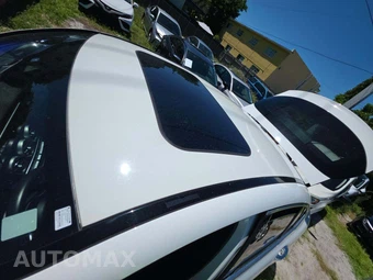 2021 Mercedes-Benz GLC 300 4MATIC - miniatura 12