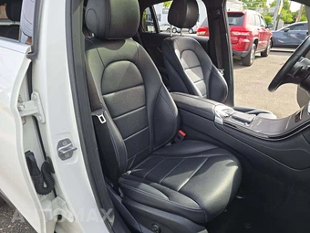 2021 Mercedes-Benz GLC 300 4MATIC - miniatura 18
